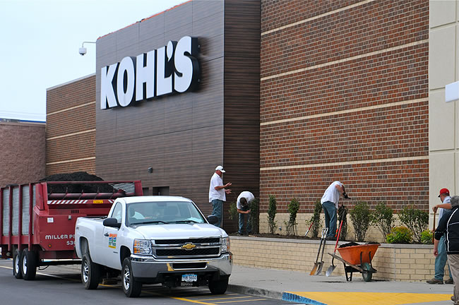 Landscaping in front of Kohl's